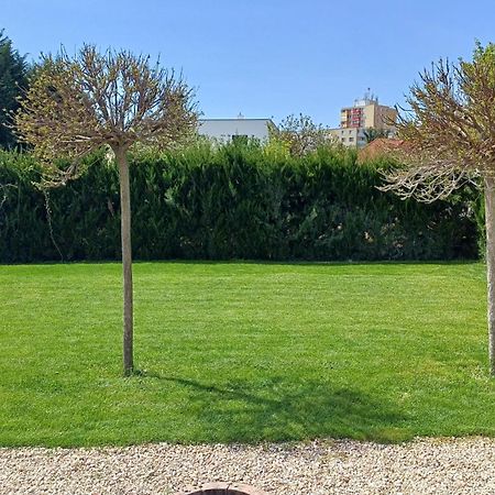 La Familia Apartamento Štúrovo Exterior foto