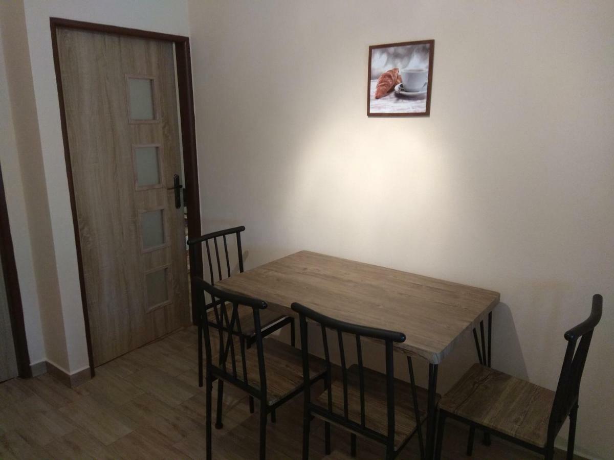 La Familia Apartamento Štúrovo Exterior foto